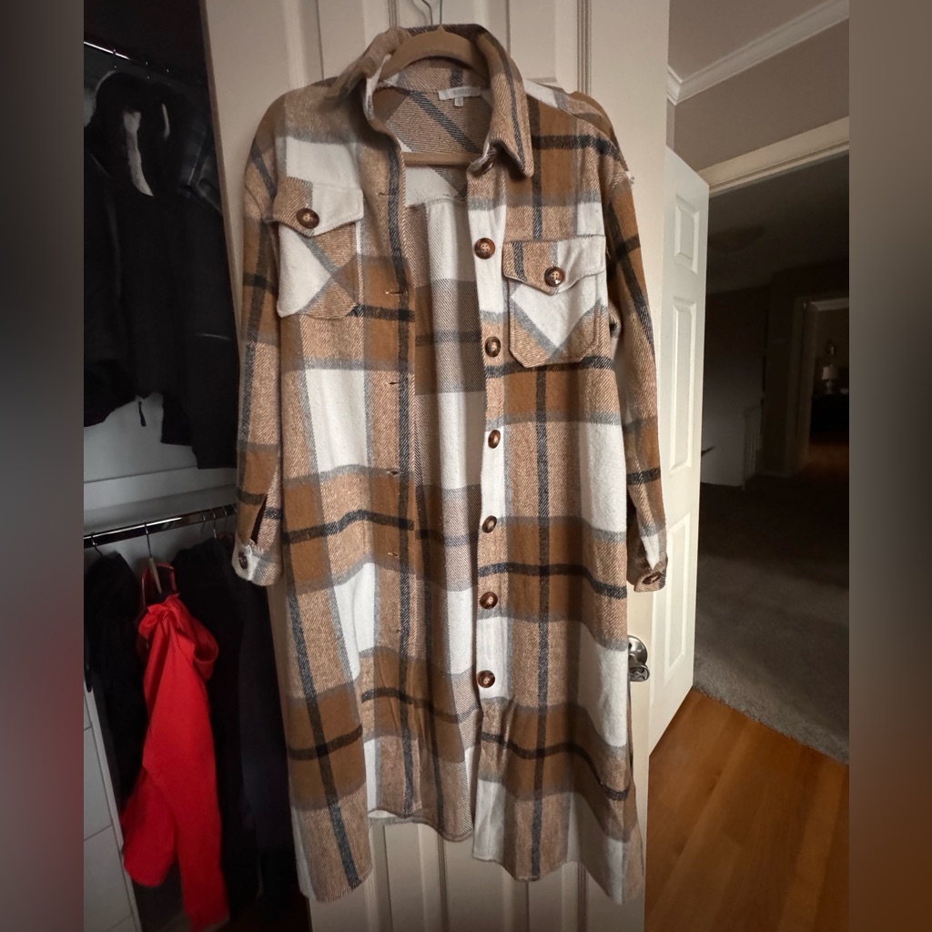 Plaid Shacket / Euc